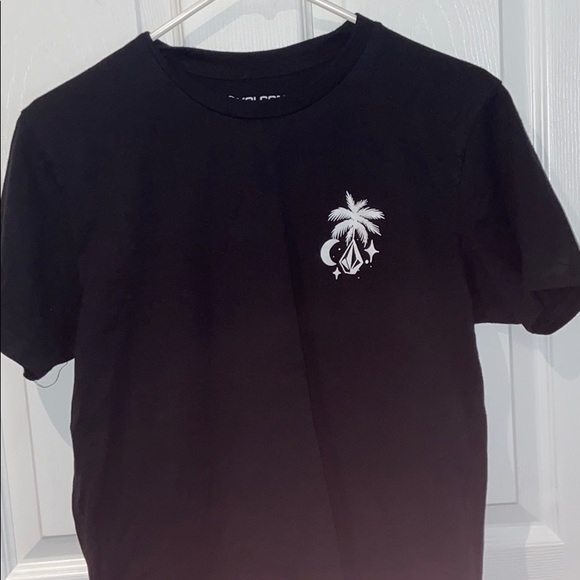 men’s Volcom Tee - Picture 2 of 3